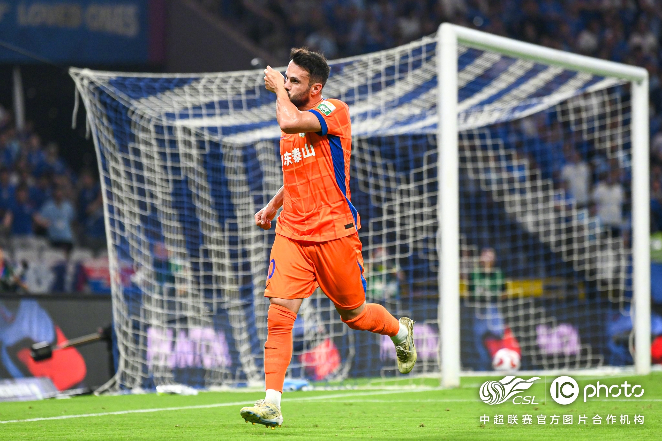 山东鲁能战平遗憾,保级不容有失需摆正态度 山东鲁能战平遗憾,保级不容有失需摆正态度